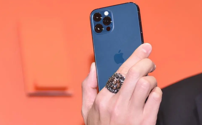 头屯河苹果手机维修分享iPhone12系列重启方法教程 